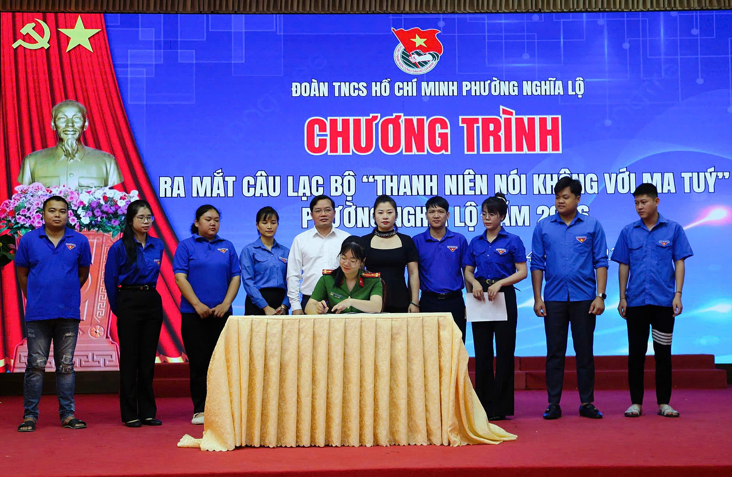 anh tin bai